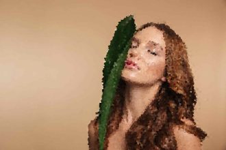 The Role of Fashion Influencers in Setting Trends and Shaping Styles